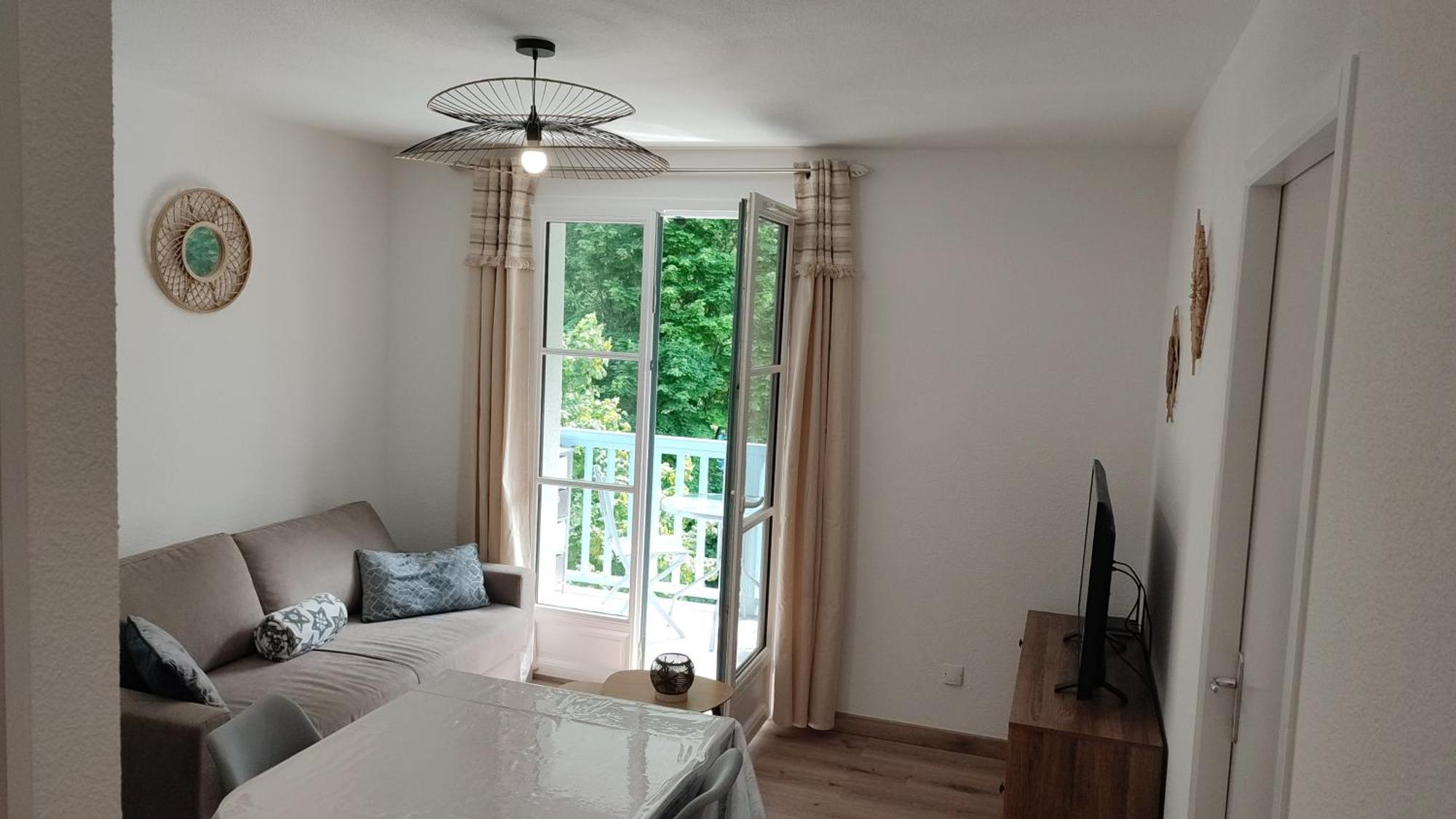 Charmant Appartement 4 Pers,Vue Montagne Avec Parking Prive Et Balcon コテレ エクステリア 写真