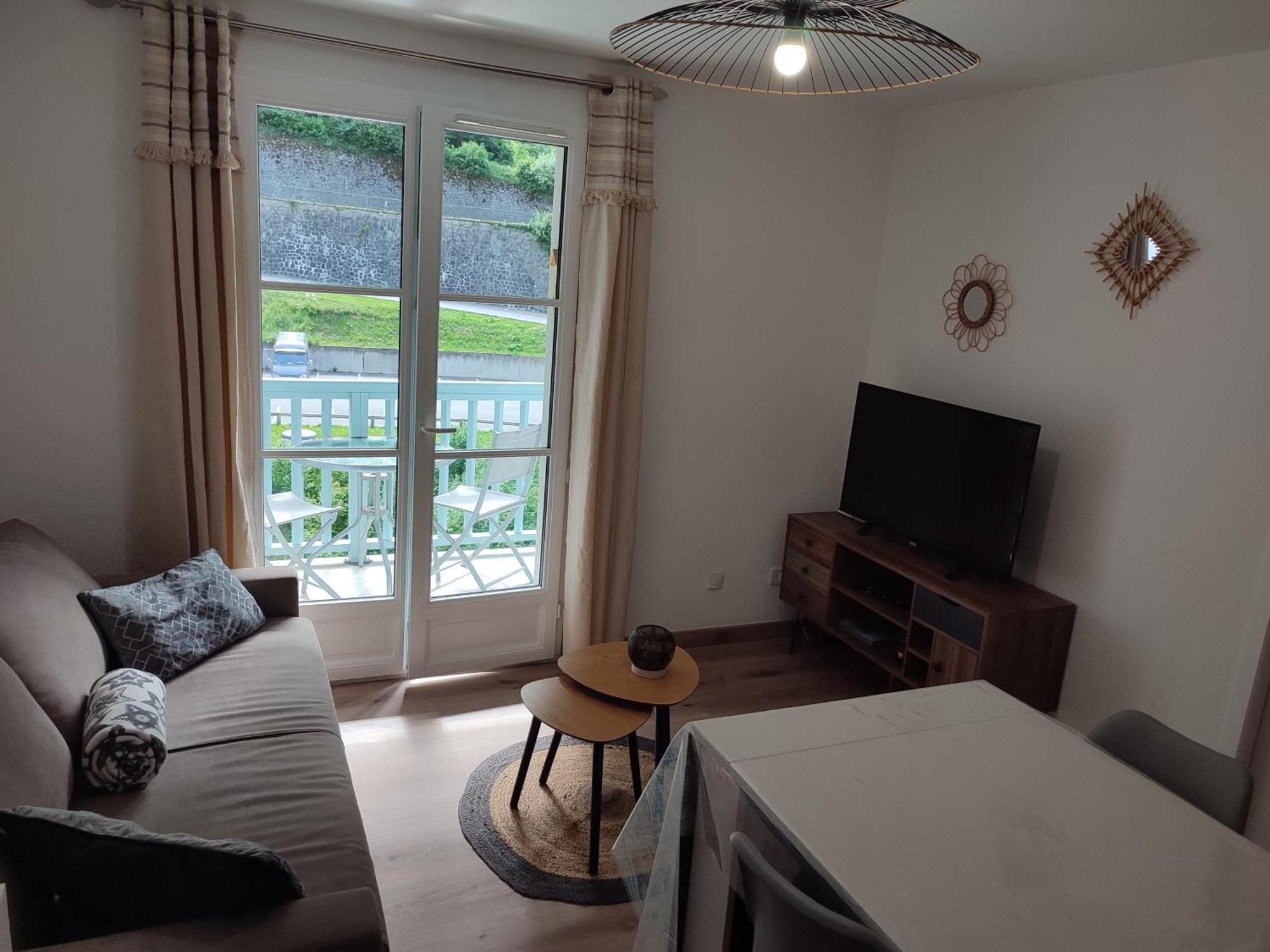 Charmant Appartement 4 Pers,Vue Montagne Avec Parking Prive Et Balcon コテレ エクステリア 写真